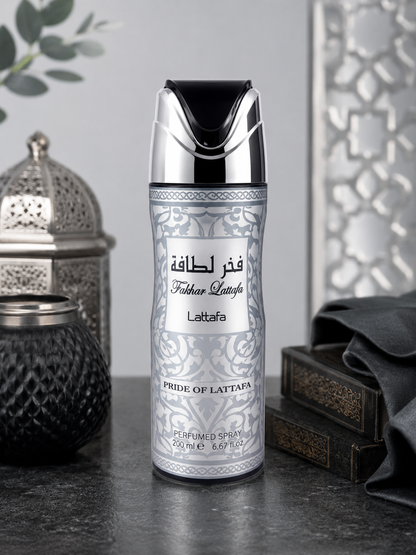 Spray Corporal Desodorante Fakhar Black Lattafa